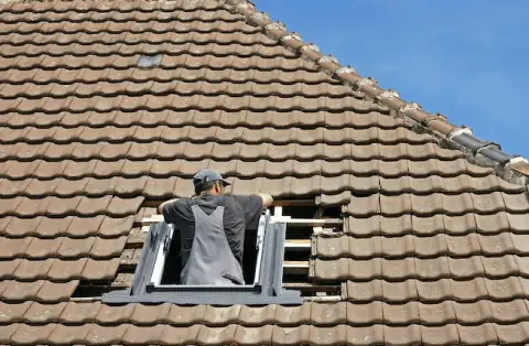 Pose de velux - Saint-Rémy-sur-Durolle